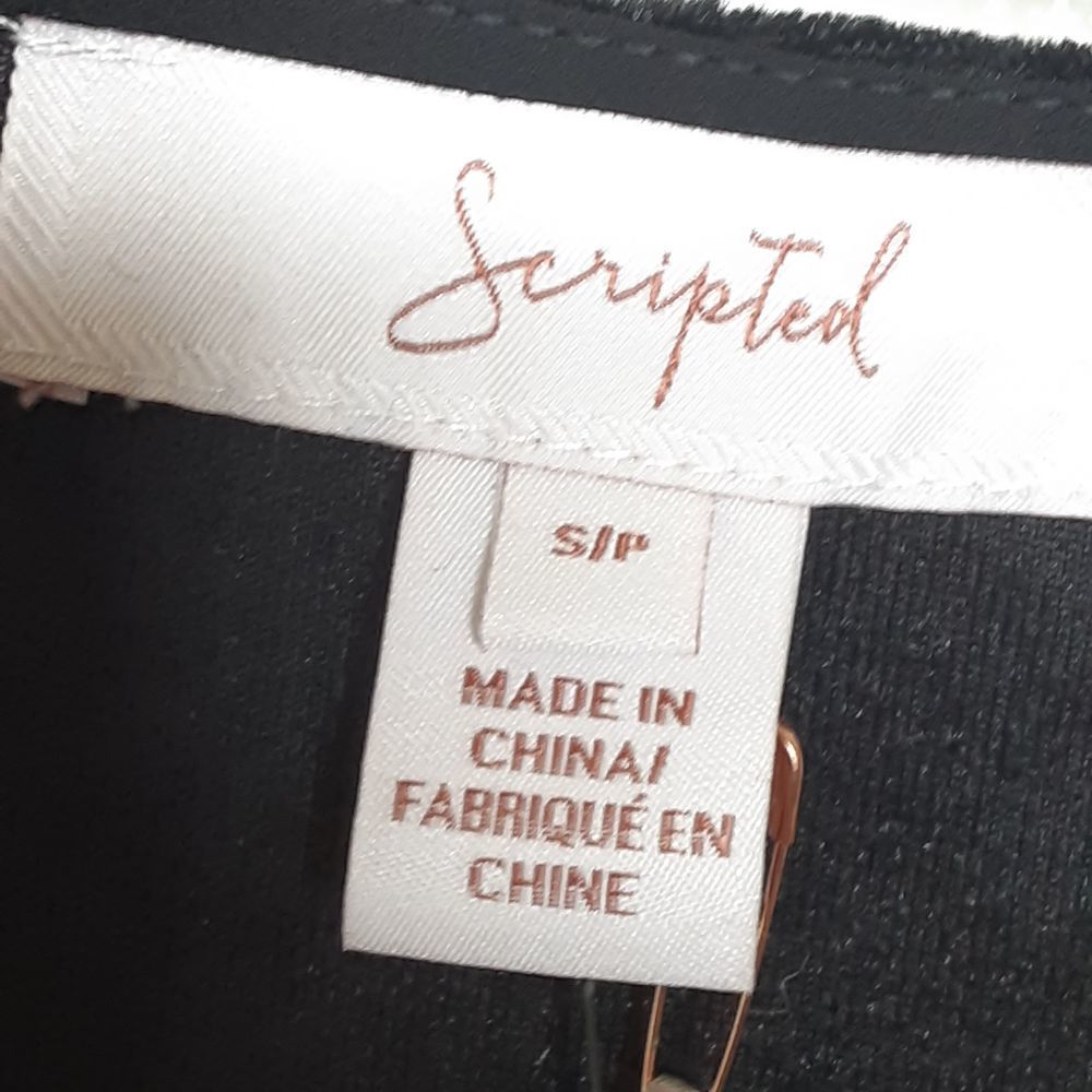 Scripted Black Velvet Open Shoulder Top-S - Picture 3 of 4